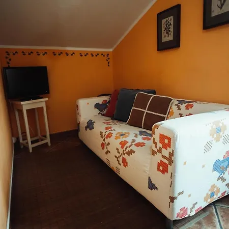 Apartment Rurales Galpones *