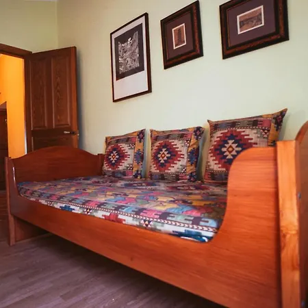 Rurales Galpones Apartment Coana