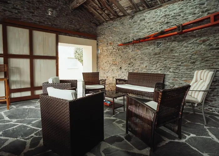 Rurales Galpones Coana