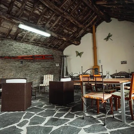 Rurales Galpones アパート Coaña