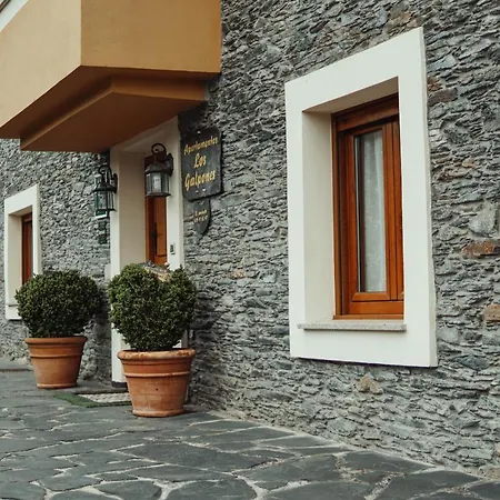 Rurales Galpones アパート