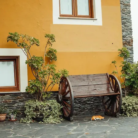 Rurales Galpones アパート